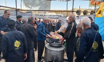 خدمت‌رسانی موکب مردمی ساوه در نجف