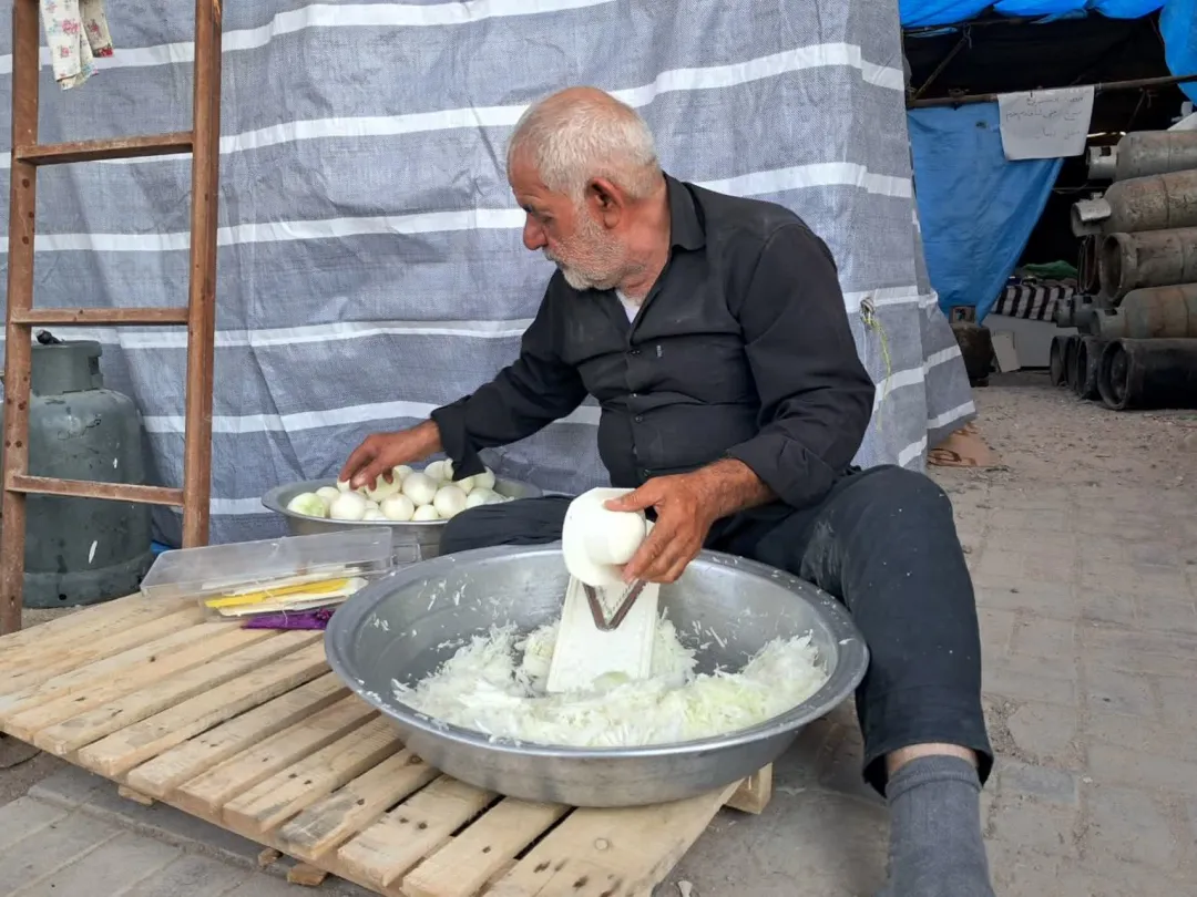 خدمت‌رسانی موکب مردمی ساوه در نجف