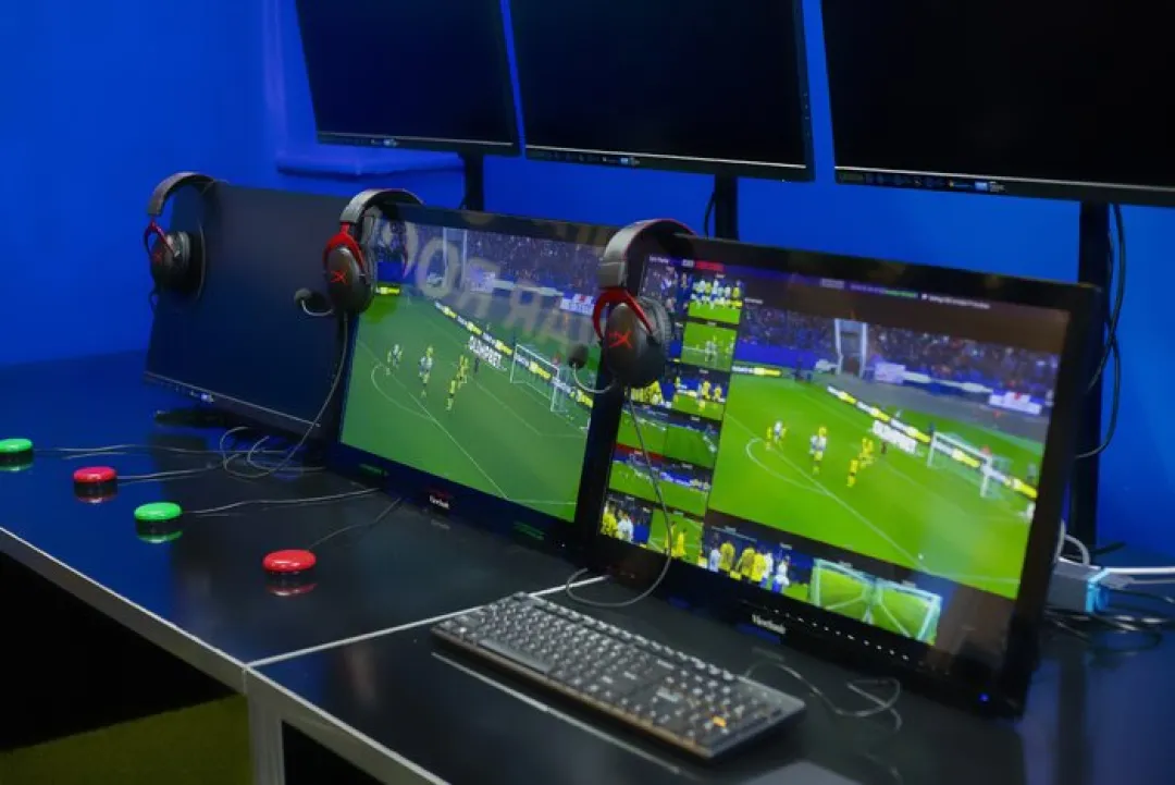 VAR فوتبال ایران در فقر دوربین