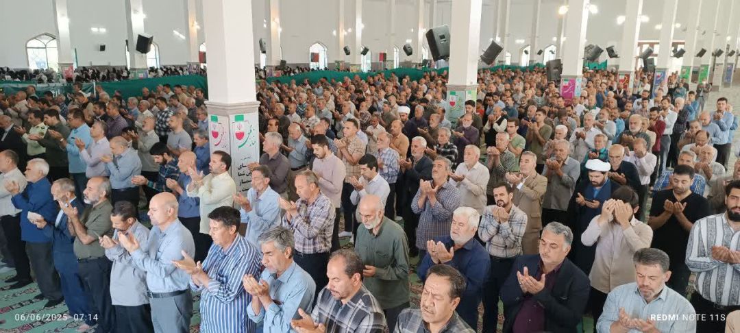 نماز عید قربان در ساوه اقامه شد