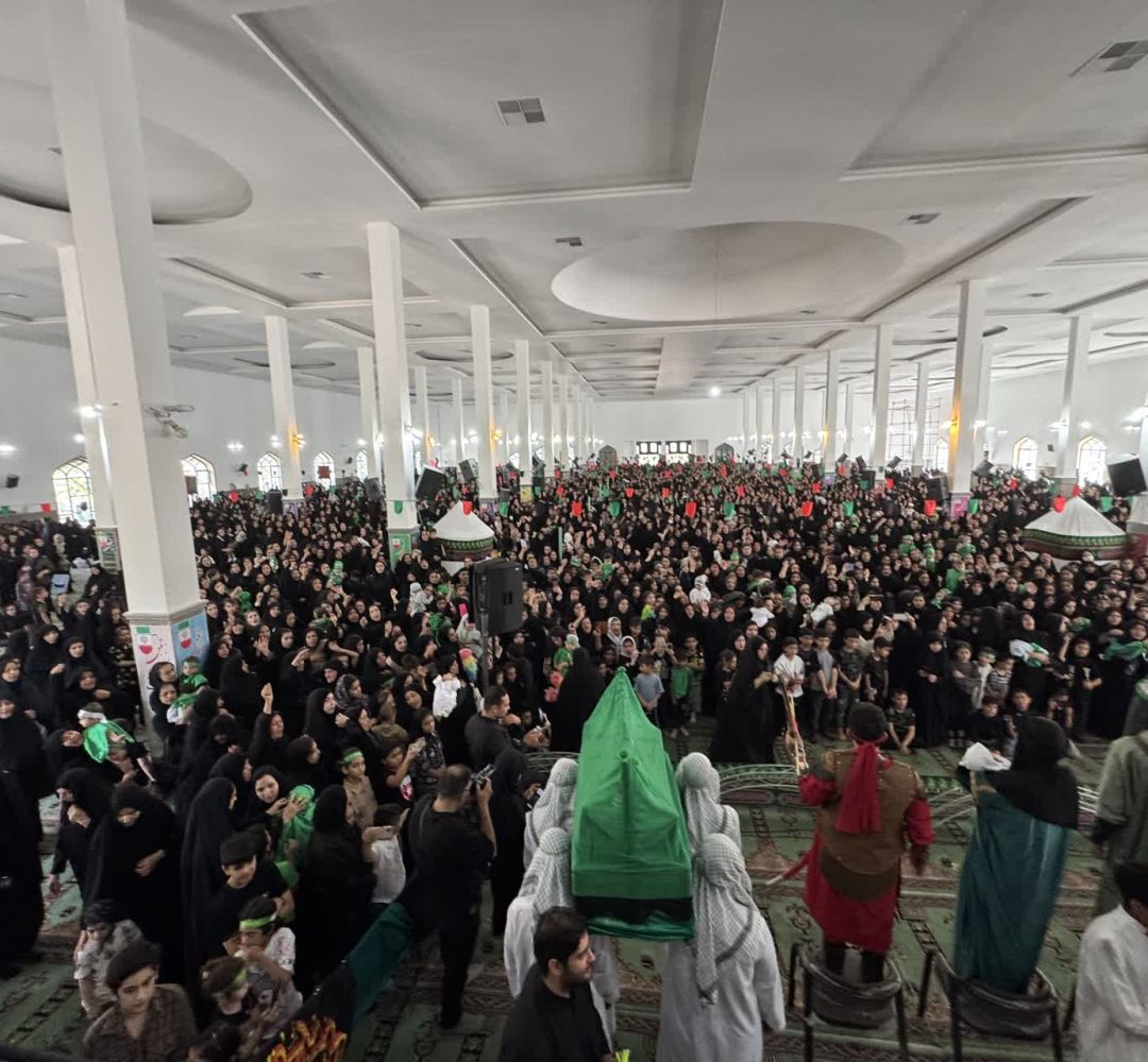 همایش شیرخوارگان حسینی در ساوه برگزار شد