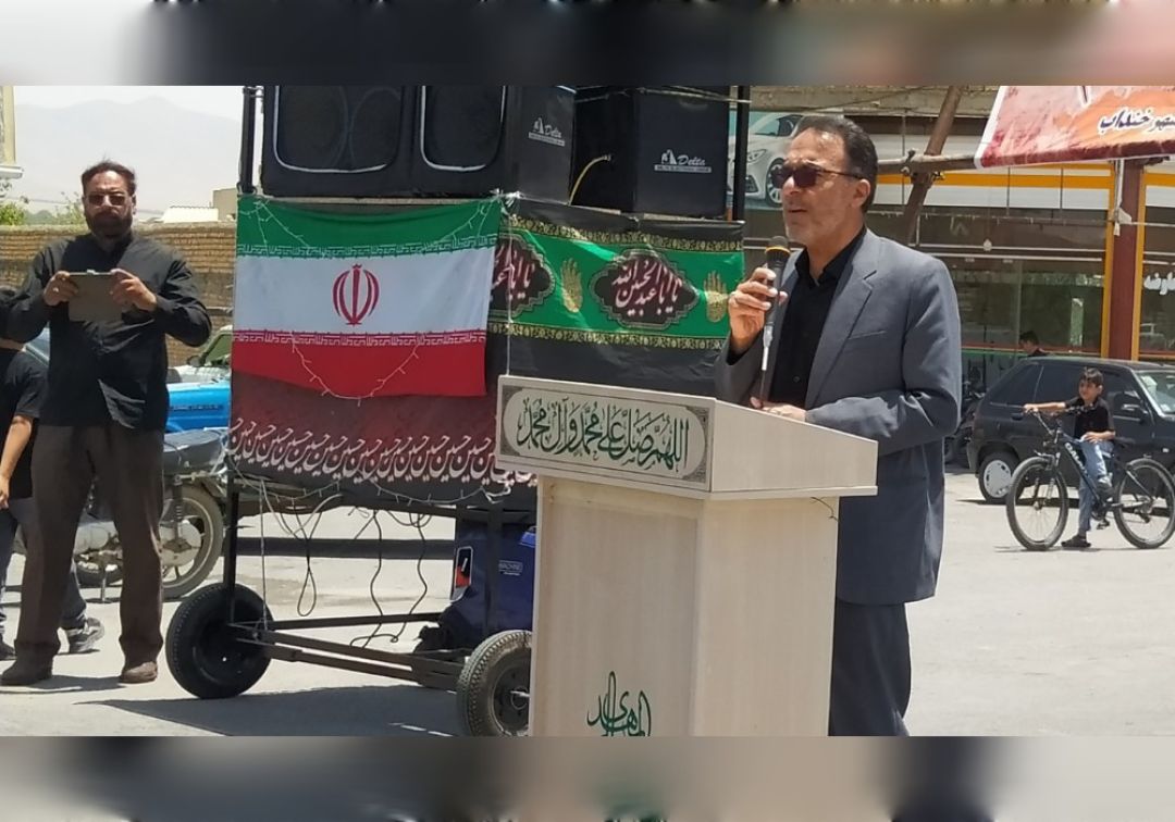 برگزاری نماز ظهر عاشورا در خنداب