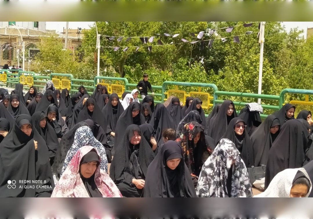 برگزاری نماز ظهر عاشورا در خنداب